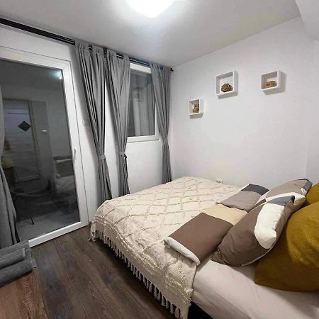 Gallery Szondi Budapest Luaran gambar