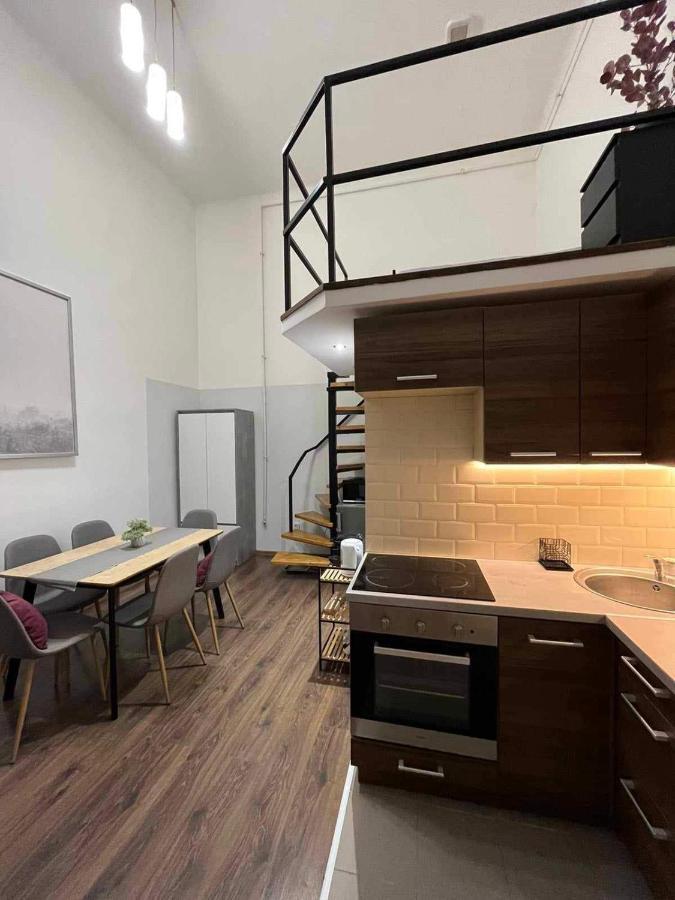 Gallery Szondi Budapest Luaran gambar